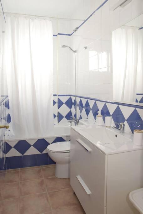 Apartamento Elena - Solo Familias Y Parejas Conil De La Frontera Exterior foto